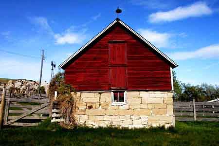 Canadian barn photograph